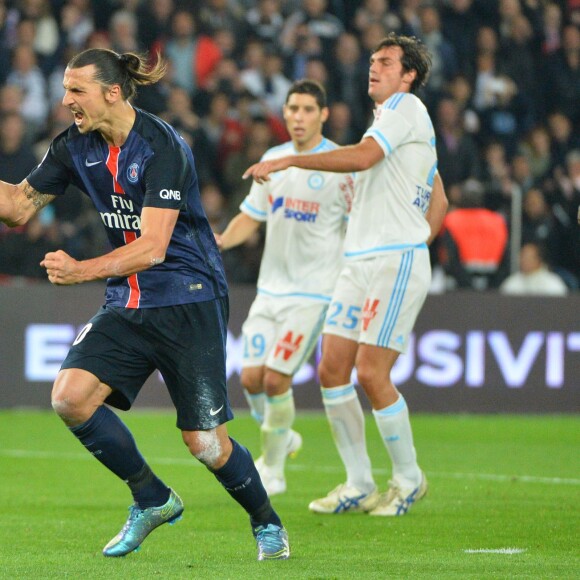 Zlatan Ibrahimovic lors du match entre le Paris Saint-Germain et l'Olympique de Marseille au Parc des Princes à Paris, le 4 octobre 2015