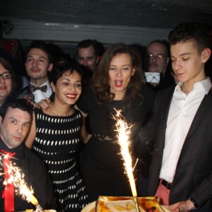 Exclusif - Saïda Jawad, Valérie Trierweiler et son fils Léonard - Valérie Trierweiler fête son 50ème anniversaire en présence de sa mère, son frère, son fils et son ex mari au Banana Café à Paris le 20 février 2015.