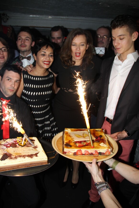 Exclusif - Saïda Jawad, Valérie Trierweiler et son fils Léonard - Valérie Trierweiler fête son 50ème anniversaire en présence de sa mère, son frère, son fils et son ex mari au Banana Café à Paris le 20 février 2015.