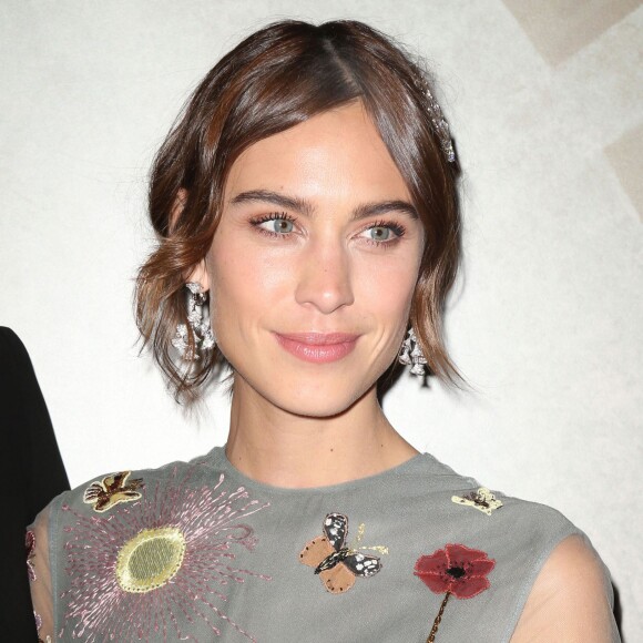 Alexa Chung - Vernissage de l'exposition "BVLGARI & ROME: Eternal Inspiration" à la boutique Bulgari de New York, le 14 octobre 2015.
