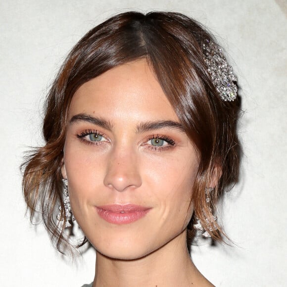 Alexa Chung - Vernissage de l'exposition "BVLGARI & ROME: Eternal Inspiration" à la boutique Bulgari de New York, le 14 octobre 2015.