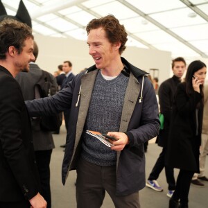 Benedict Cumberbatch au vernissage du salon d'art contemporain Frieze Art Fair le 13 octobre 2015 à Regent's Park, à Londres.