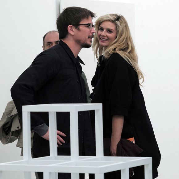 Josh Hartnett prenait part, avec sa compagne Tamsin Egerton, enceinte de leur premier enfant, au vernissage du salon d'art contemporain Frieze Art Fair le 13 octobre 2015 à Regent's Park, à Londres.