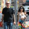 Le célèbre photographe Terry Richardson se promène avec une inconnue dans les rues de New York le 19 juin 2015