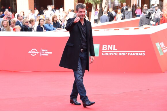 Thierry Neuvic - Tapis rouge du film "Belle et Sébastien" à Rome, le 17 octobre 2015.