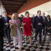 La princesse héritière Victoria de Suède, enceinte et vêtue d'une robe Séraphine, et le prince Daniel effectuaient le premier jour de leur visite officielle au Pérou à Lima, le 19 octobre 2015.