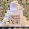 Le gâteau d'anniversaire de Kim Kardashian (35 ans), enceinte, au Cinépolis. Thousand Oaks, le 21 octobre 2015.