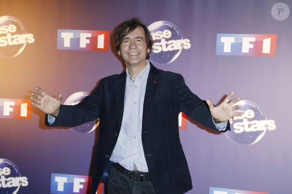 Thierry Samitier - Photocall Danse avec les stars 6 devant TF1 à Boulogne-Billancourt, le 7 octobre 2015.
