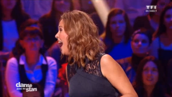 Sandrine Quétier explose de rire à cause d'une gaffe de Fauve Hautot - Danse avec les stars 6, prime du 24 octobre 2015 sur TF1