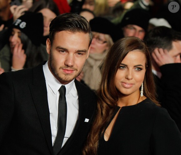 Liam Payne et sa petite amie Sophia Smith, à Londres, le 1er décembre 2013.
