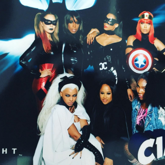 Kelly Rowland, Ciara, Lala Anthony, Beyoncé et Serena Williams déguisées pour la soirée costumée célébrant l'anniversaire de Ciara (30 ans) au Warner Brothers Studio Tour. Burbank, le 24 octobre 2015.