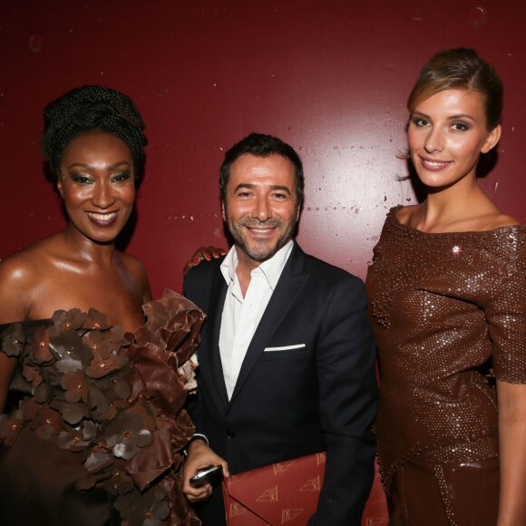 Nadège Beausson Diagne, Bernard Montiel, Camille Cerf (Miss France 2015) - Backstage du défilé du 21ème salon du chocolat à la porte de Versailles à Paris le 27 octobre 2015. © CVS / Bestimage