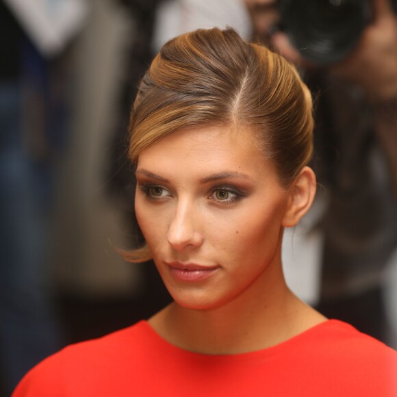 Camille Cerf (Miss France 2015) - Backstage du défilé du 21ème salon du chocolat à la porte de Versailles à Paris le 27 octobre 2015. © CVS / Bestimage