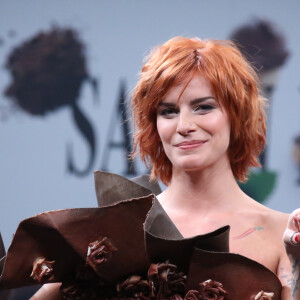 Fauve Hautot - Défilé du 21ème salon du chocolat à la porte de Versailles à Paris le 27 octobre 2015. © Denis Guignebourg / Bestimage