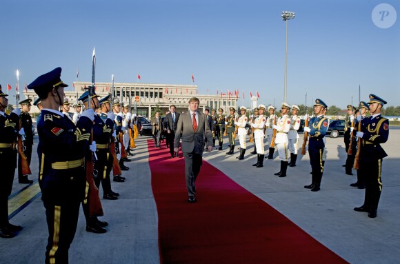 Le roi Willem-Alexander des Pays-Bas quitte la province de Shaanxi, à l'occasion de son voyage officiel en Chine. Le 27 octobre 2015  King Willem Alexander of The Netherlands at Yan'an Ershilipu Airport leaving Province Shaanxi in China, 27 October 2015. The King and Queen are in china for an 5 day state visit. October 27th, 201527/10/2015 - Yan'an