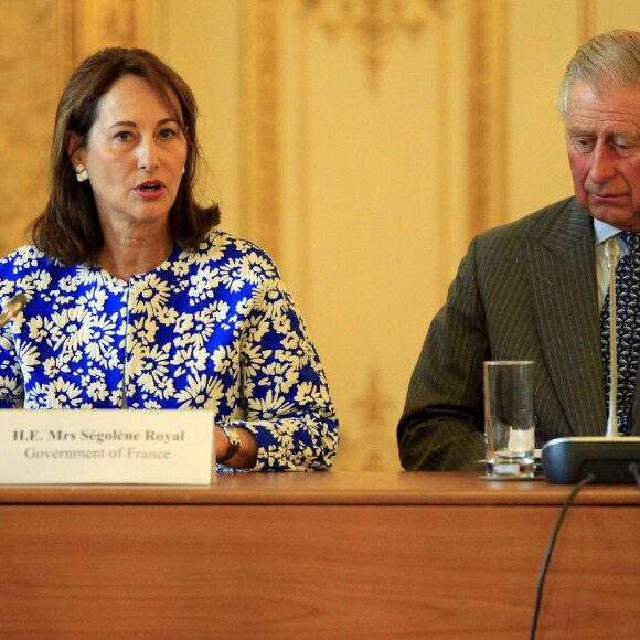 Le prince Charles, invité par le président François Hollande à s'exprimer en ouverture de la COP 21 à Paris, recevait le 29 octobre 2015 à Londres, à Lancaster House, des responsables gouvernementaux en charge des questions environnementales, dont Ségolène Royal.