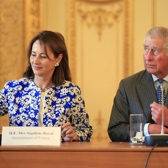 Le prince Charles, invité par le président François Hollande à s'exprimer en ouverture de la COP 21 à Paris, recevait le 29 octobre 2015 à Londres, à Lancaster House, des responsables gouvernementaux en charge des questions environnementales, dont Ségolène Royal.