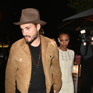 Zoe Saldana et son mari Marco Perego - Personnalités allant dîner au Craig's restaurant à West Hollywood, le 24 septembre 2015.