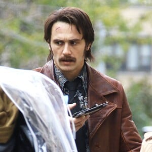 Exclusif - James Franco sur le tournage de "The Deuce" à New York, le 27 octobre 2015.