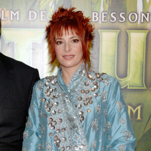 Mylene Farmer à la première du film 'Arthur et les Minimoys' à Paris, le 27 novembre 2006