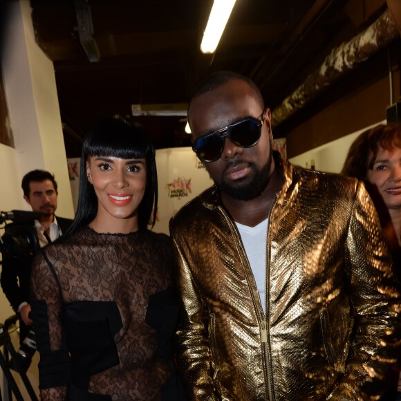 Exclusif - Shy'm et Maître Gims lors des NRJ Music Awards 2015 au Palais des Festivals. Cannes, le 7 novembre 2015.