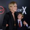 Sharon Stone et son fils Laird Vonne Stone à la première de ‘Agent X' à West Hollywood, le 20 octobre 2015