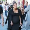 Kim Kardashian enceinte est allée déjeuner avec son ami Jonathan Cheban au restaurant ‘La Scala' à Beverly Hills. Ils retrouvent Larsa Pippen plus tard dans la journée. Le 9 novembre 2015  Pregnant Kim Kardashian goes out for lunch at La Scala with her friend Jonathan Cheban. Afterwards, Larsa Pippen joined the two and went to do some retail therapy in Beverly Hills, California on November 9, 201509/11/2015 - Beverly Hills