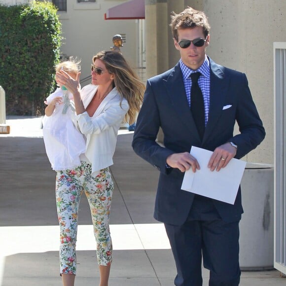 Gisele Bundchen et son mari Tom Brady baptisent leur fille Vivian à Brentwood, le 8 mars 2014