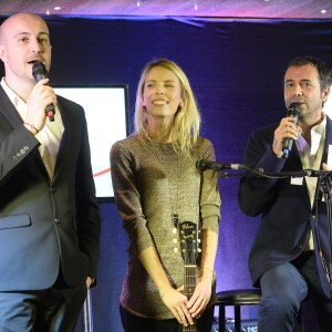 Exclusif - Nicolas Petit, LikesBerry et Bernard Montiel - Concert privé MFM Radio de Alain Souchon et Laurent Voulzy sur un bateau-mouche à Paris le 10 novembre 2015. ©Guirec Coadic/Bestimage