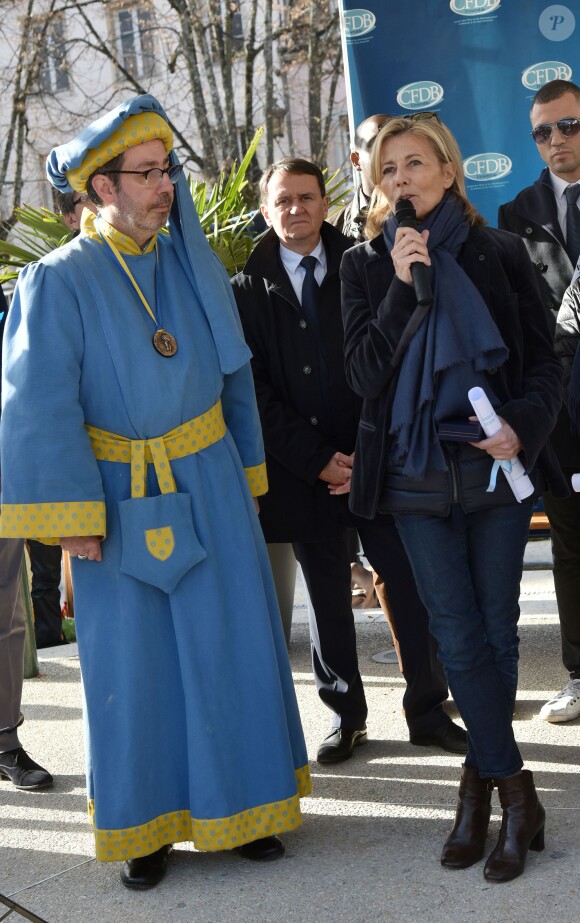 Claire Chazal et Christophe Lambert ont fait monté les enchères à la 155e vente des vins des Hospices de Beaune, le 15 novembre 2015, à Beaune © Giancarlo Gorassini