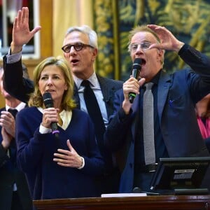 Claire Chazal et Christophe Lambert ont fait monté les enchères à la 155e vente des vins des Hospices de Beaune, le 15 novembre 2015, à Beaune © Giancarlo Gorassini