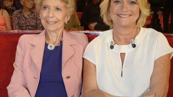 Marina Carrère d'Encausse et sa mère complices face à la superbe Carole Bouquet