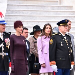 Le prince Albert II de Monaco et sa femme la princesse Charlène de Monaco, Charlotte Casiraghi, Pierre Casiraghi - La famille princière de Monaco dans la cour du palais lors de la Fête Nationale monégasque à Monaco le 19 novembre 2015. © Bruno Bebert / Olivier Huitel / Pool Restreint Monaco / Bestimage