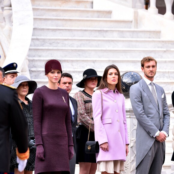 La princesse Charlène de Monaco, Charlotte Casiraghi, Pierre Casiraghi - La famille princière de Monaco dans la cour du palais lors de la Fête Nationale monégasque à Monaco le 19 novembre 2015. © Bruno Bebert / Olivier Huitel / Pool Restreint Monaco / Bestimage