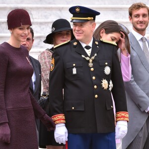 Le prince Albert II de Monaco et sa femme la princesse Charlène de Monaco, Charlotte Casiraghi, Pierre Casiraghi et sa femme Beatrice Borromeo, Louis Ducruet - La famille princière de Monaco dans la cour du palais lors de la Fête Nationale monégasque à Monaco le 19 novembre 2015. © Bruno Bebert / Olivier Huitel / Pool Restreint Monaco / Bestimage  Monaco's family for Monaco National Day at the princely palace in Monaco on november 19, 2015.19/11/2015 - 