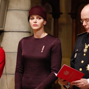 La princesse Charlene et le prince Albert II de Monaco - La famille princière de Monaco en la cathédrale lors de la fête nationale de Monaco. Le 19 novembre 2015 © Bruno Bebert-Olivier Huitel / Pool Restreint Monaco / Bestimage  Princely family of Monaco at the Cathedral of Monaco during the official ceremonies for the Monaco National Day at Cathedrale Notre-Dame-Immaculee de Monaco on November 19, 2015 in Monaco, Monaco19/11/2015 - Monaco