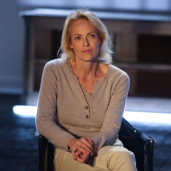 Exclusif - Alexandra Vandernoot - Enregistrement de l'émission "Animaux Stars", qui sera diffusée en mars 2016 sur la chaîne TV Animaux, au Bastille Design Center à Paris. Le 17 novembre 2015 © CVS / Bestimage.