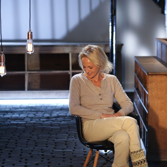 Exclusif - Alexandra Vandernoot - Enregistrement de l'émission "Animaux Stars", qui sera diffusée en mars 2016 sur la chaîne TV Animaux, au Bastille Design Center à Paris. Le 17 novembre 2015 © CVS / Bestimage.
