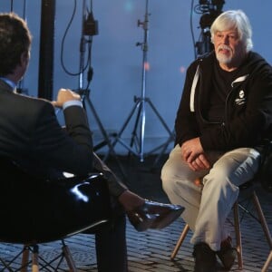 Exclusif - Paul Watson (co-fondateur de Greenpeace et fondateur de Sea Shepherd), Bernard Montiel - Enregistrement de l'émission "Animaux Stars", qui sera diffusée en juin 2016 sur la chaîne TV Animaux, au Bastille Design Center à Paris. Le 17 novembre 2015. 