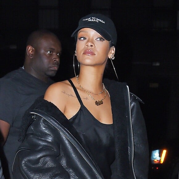 Rihanna arrive à l'Up&Down pour assister à l'after-show party de Travi$ Scott'. New York, le 19 novembre 2015.