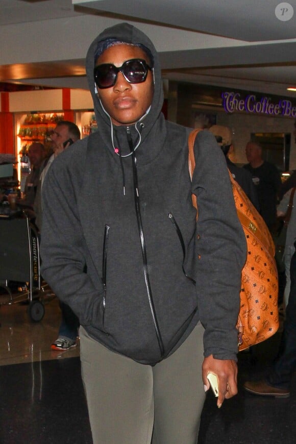 Serena Williams à l'aéroport LAX de Los Angeles le 18 novembre 2015