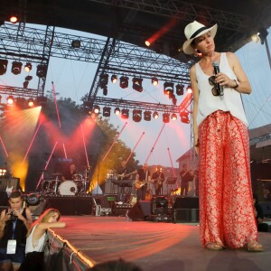 Exclusif - Tina Arena - Festival "Tout le monde chante contre le cancer" à Villefranche-de-Rouergue le 04 juillet 2015