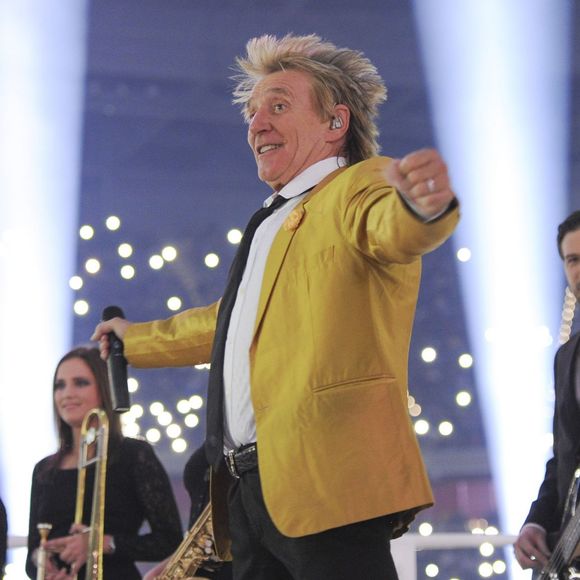 Rod Stewart a fait le show lors du combat pour la ceinture de champion du monde des lourds entre Wladimir Klitschko et Tyson Fury, le 28 novembre 2015 à Düsseldorf.
