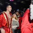 Hayden Panettiere soutenant son fiancé Wladimir Klitschko après sa défaite contre le Britannique Tyson Fury à Düsseldorf le 28 novembre 2015 pour la ceinture de champion du monde des lourds.