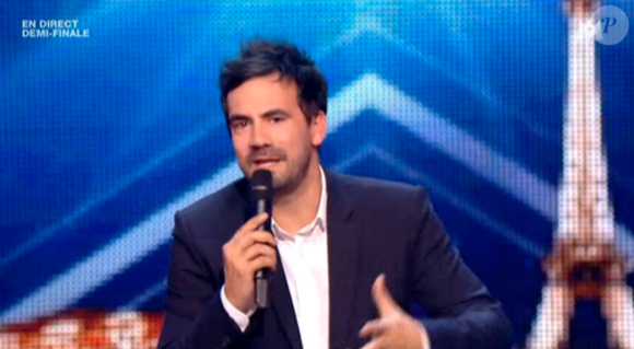Alex Goude, dans la demi-finale d'Incroyable Talent saison 10 sur M6, le mardi 1er décembre 2015.