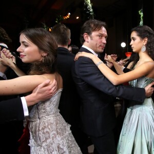 Exclusif - Vincent Pérez danse avec sa fille Iman Pérez (robe Jean Paul Gaultier Paris)  lors de la 23e édition du Bal des débutantes au Palais de Chaillot à Paris, le 28 novembre 2015. © Jacovides/Borde/Moreau/Bestimage