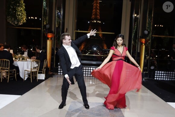 Exclusif - Vanessa Lauren Wang (robe J. Mendel, bijoux Payal New York) et son cavalier William Hallisey lors de la Vingt-troisième édition du Bal au Palais de Chaillot à Paris, le 28 novembre 2015.  © Le Bal/Jacovides/Borde/Moreau/Bestimage