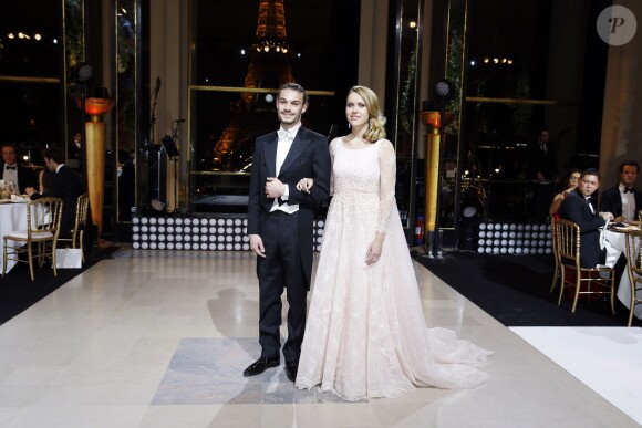 Exclusif - Klió Kosuth (robe Georges Hobeika Couture, bijoux Payal New York) et son cavalier Thomus DaCosta lors de la Vingt-troisième édition du Bal au Palais de Chaillot à Paris, le 28 novembre 2015.  © Le Bal/Jacovides/Borde/Moreau/Bestimage