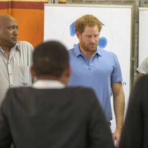 Le prince Harry s'est rendu au centre Ottery Youth à Cape Town le premier jour de son voyage en Afrique du Sud. Le 30 novembre 2015