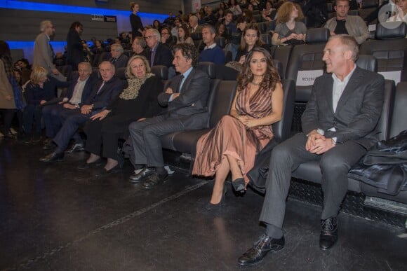 Exclusif - François Pinault et sa femme Maryvonne Pinault, Jack Lang, Salma Hayek et son mari François-Henri Pinault - Intérieur lors de l'avant-première du film "Le Prophète" à l'Institut du monde arabe à Paris, le 30 novembre 2015